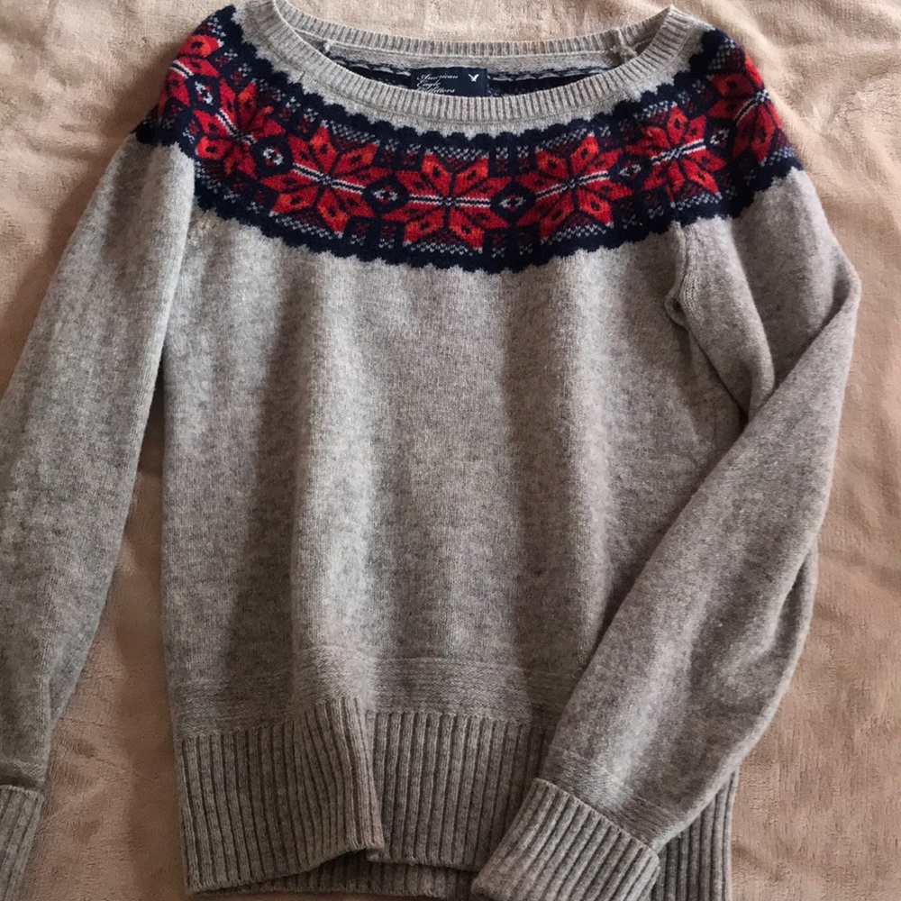 American eagle festive sweater